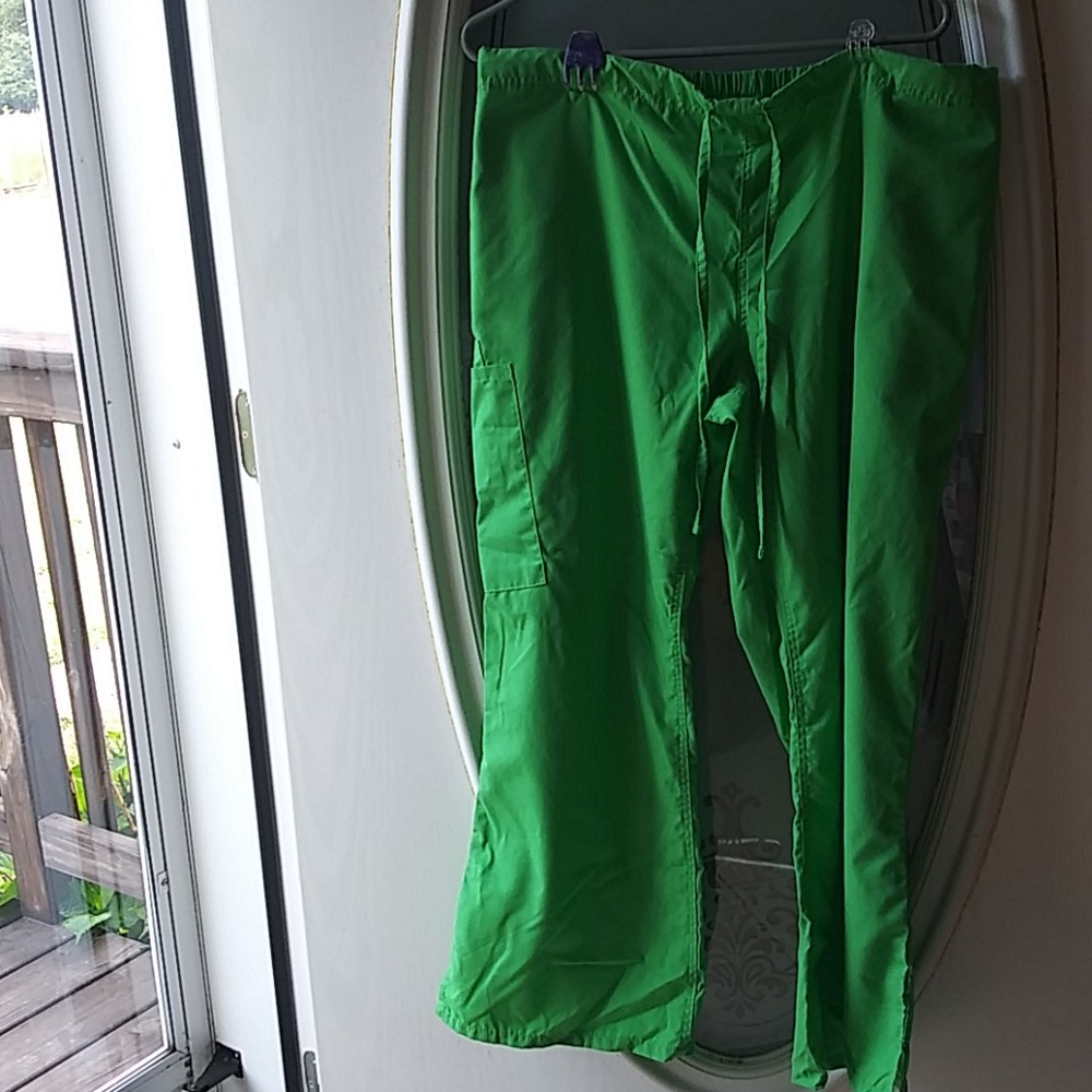 Scrub pants